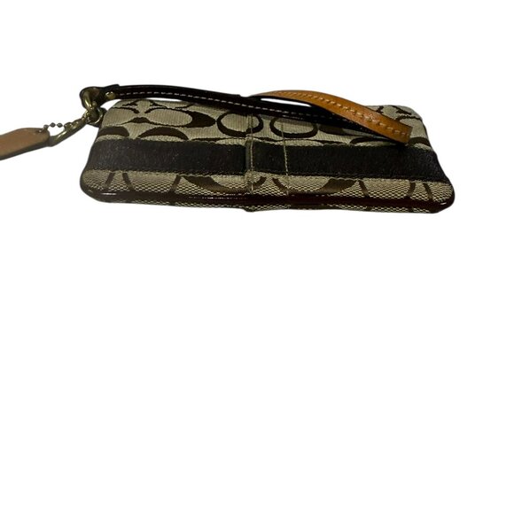 EUC COACH Brown legacy stripe signature wristlet with leather strap - Picture 8 of 11